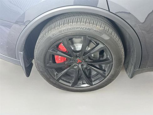 Used 2026 Tesla Model Y 2WD image 26