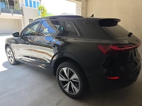 Used 2024 Audi Q8 e-tron Premium Plus w/ Premium Plus Package AWD/4WD image 5