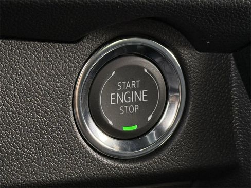 New 2026 Chevrolet Traverse LT image 18