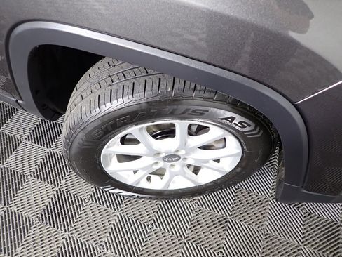 Used 2014 Jeep Cherokee Latitude w/ Cold Weather Group image 33