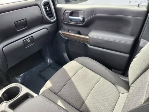 Used 2022 Chevrolet Silverado 2500 LT w/ Convenience Package AWD/4WD image 13