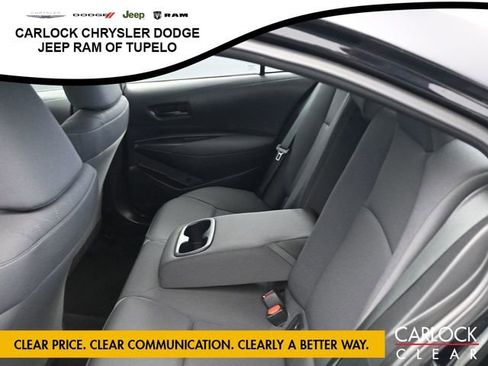 Used 2024 Toyota Camry SE image 38