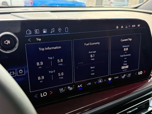 New 2026 Chevrolet Traverse RS w/ LPO, Floor Liner Package image 23