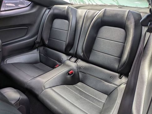 Used 2019 Ford Mustang GT Premium image 26