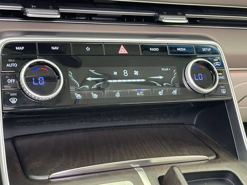 Used 2024 Genesis GV80 3.5T w/ Prestige Package AWD/4WD image 32