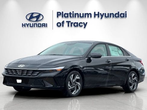 New 2026 Hyundai Elantra Limited FWD image 8