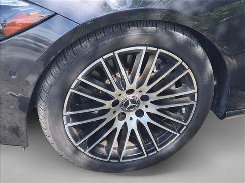 Used 2022 Mercedes-Benz C 300 4MATIC Sedan image 22
