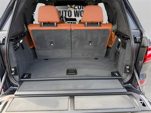 Used 2019 BMW X7 xDrive50i w/ M Sport Package image 60