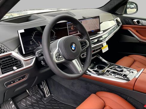New 2027 BMW X7 xDrive40i w/ Executive Package AWD/4WD image 8