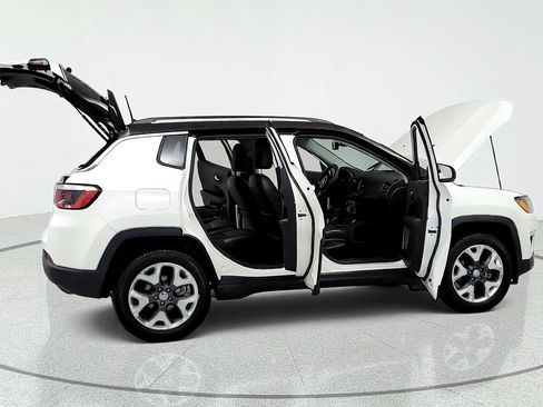 Used 2019 Jeep Compass Limited AWD/4WD image 13