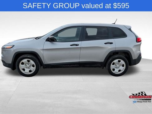 Used 2017 Jeep Cherokee Sport w/ Safety Group image 2