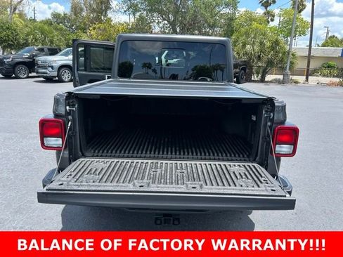Used 2023 Jeep Gladiator Sport AWD/4WD image 17