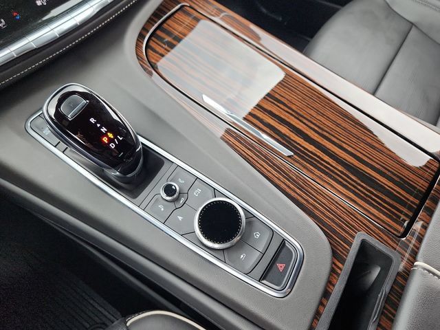 Certified 2024 Cadillac Escalade ESV Premium Luxury AWD/4WD image 18