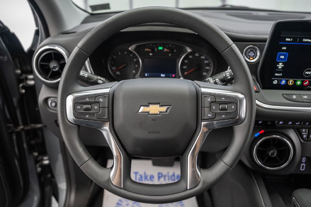 New 2026 Chevrolet Blazer LT w/ Convenience Package AWD/4WD image 32