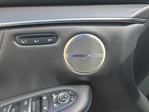 Certified 2025 INFINITI QX55 Essential image 16