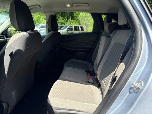 Used 2022 Ford Escape SE w/ Convenience Package FWD image 32