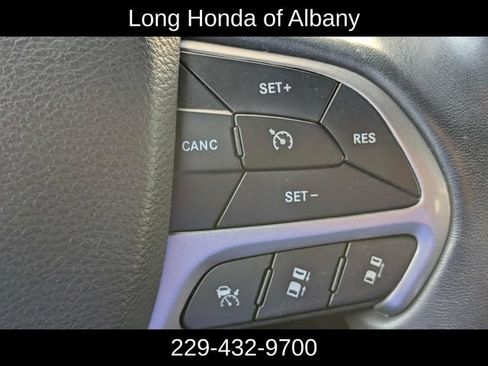 Used 2022 Jeep Grand Cherokee Limited w/ Trailer Tow Group IV AWD/4WD image 27