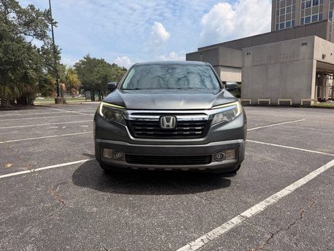 Used 2017 Honda Ridgeline RTL-E image 2