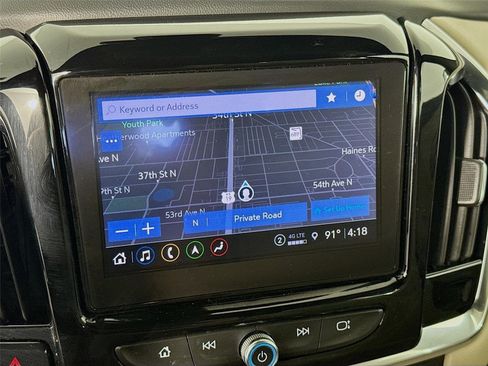Used 2023 Chevrolet Traverse Premier FWD image 17