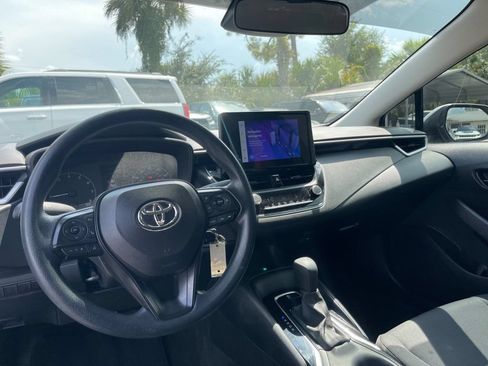 Used 2024 Toyota Corolla LE FWD image 13