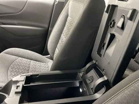 Used 2022 Chevrolet Equinox LT image 21