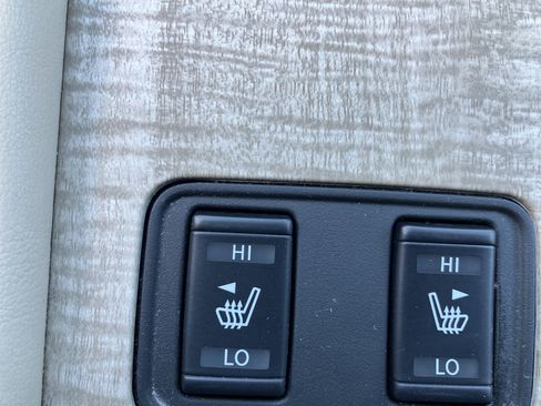 Used 2020 Nissan Murano SL image 32