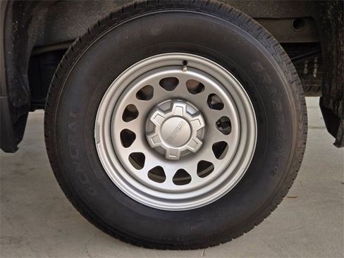 Certified 2024 GMC Sierra 1500 Pro w/ Pro Value Package image 31