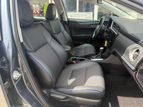 Used 2019 Toyota Corolla SE FWD image 15