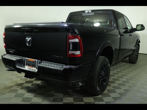 Used 2022 RAM 2500 Laramie AWD/4WD image 18