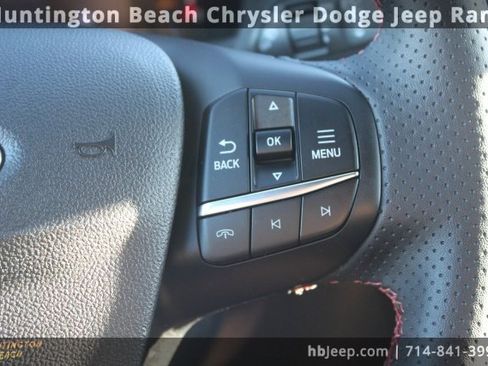 Used 2025 Ford Escape ST-Line image 15