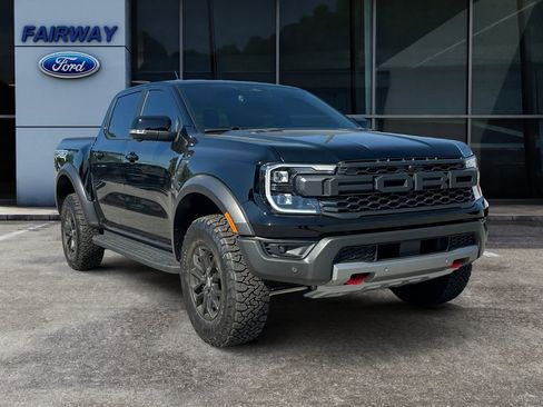 Used 2025 Ford Ranger Raptor image 2