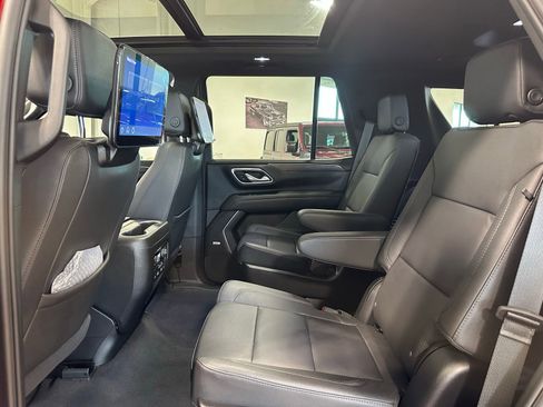 Used 2023 Chevrolet Tahoe Z71 w/ Luxury Package image 36