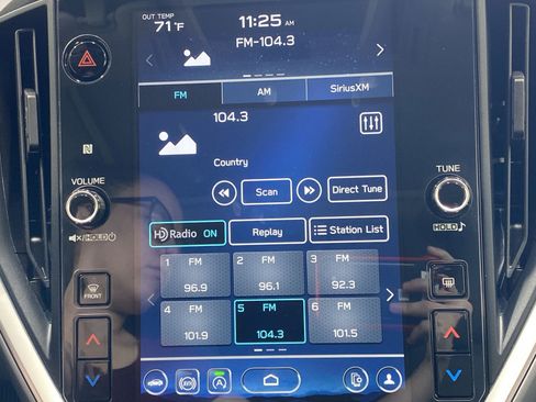 Used 2024 Subaru Crosstrek 2.0i Premium image 16