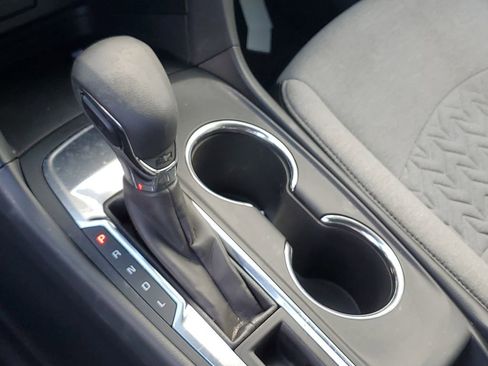 Used 2022 Chevrolet Equinox LS FWD image 27