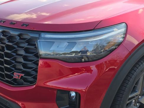 New 2026 Ford Explorer ST w/ Sun And Sound Package image 32