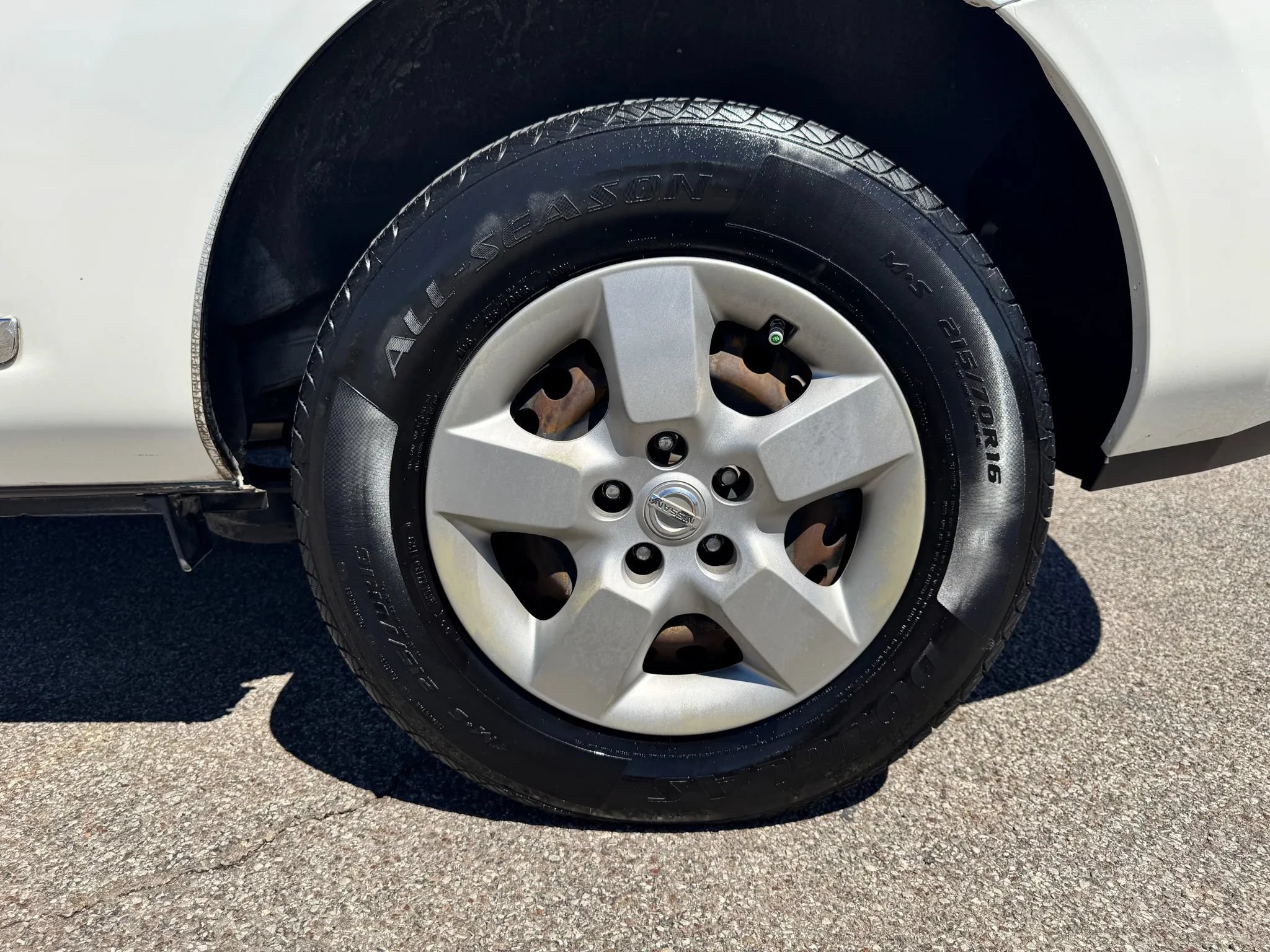 Used 2015 Nissan Rogue S FWD image 33