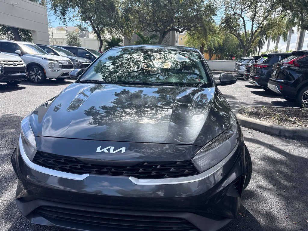 Certified 2024 Kia Forte LXS FWD image 2