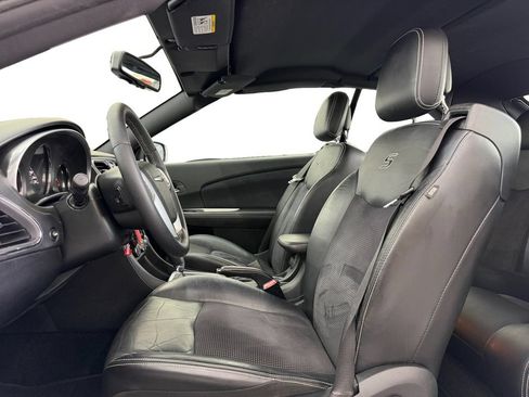 Used 2013 Chrysler 200 S FWD image 10