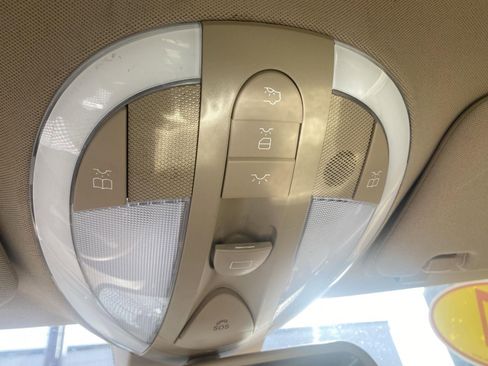 Used 2007 Mercedes-Benz E 350 Sedan image 34