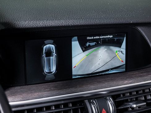 Used 2020 Alfa Romeo Stelvio Ti w/ Nero Edizione image 23