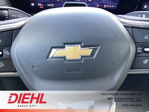 Used 2024 Chevrolet Traverse RS AWD/4WD image 28