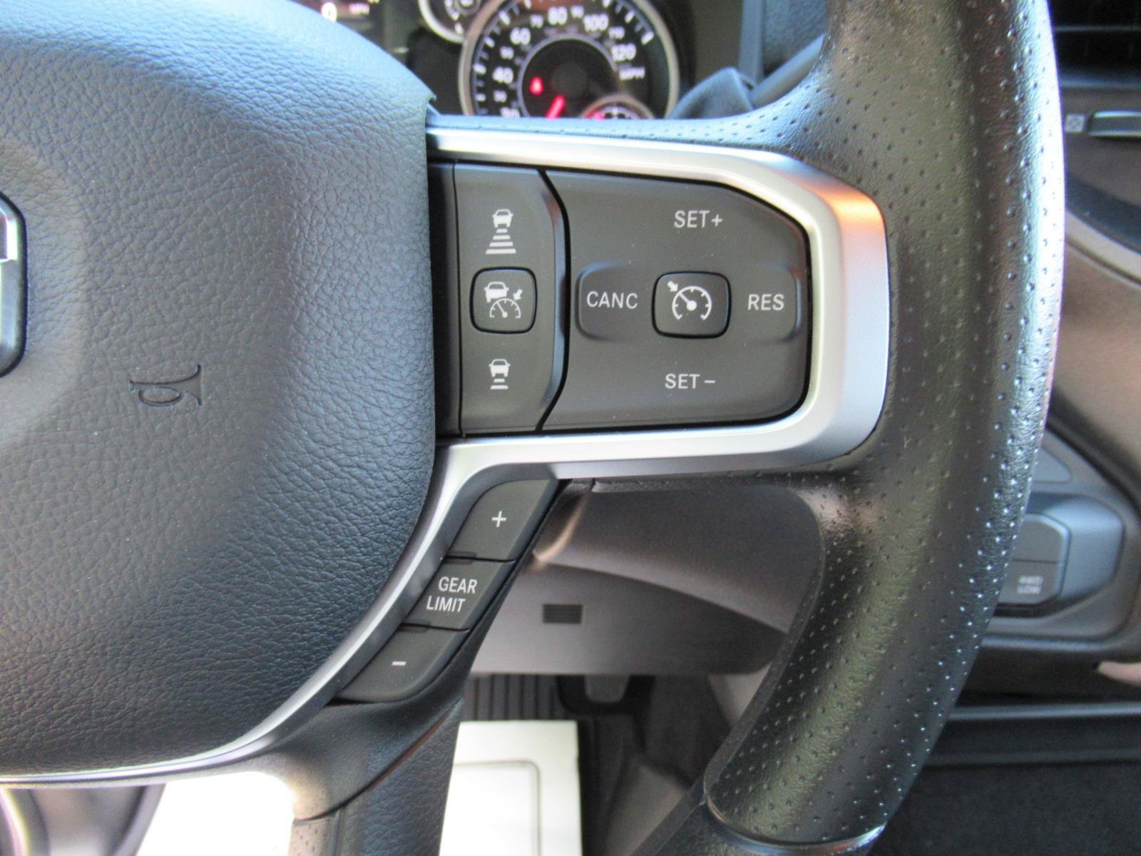 New 2027 RAM 3500 Tradesman AWD/4WD image 25