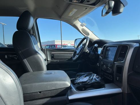 Used 2018 RAM 2500 Laramie w/ Sport Appearance Group image 5