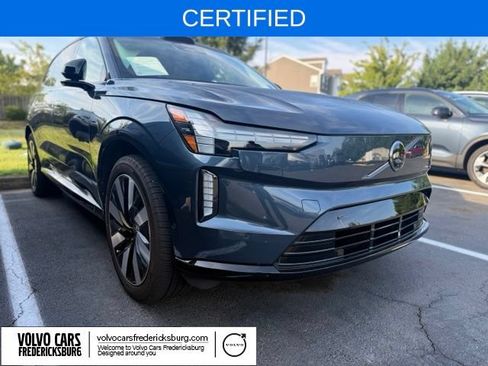 Certified 2025 Volvo EX90 Ultra AWD/4WD image 1