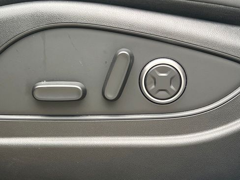 Used 2026 Hyundai Palisade SEL FWD image 30