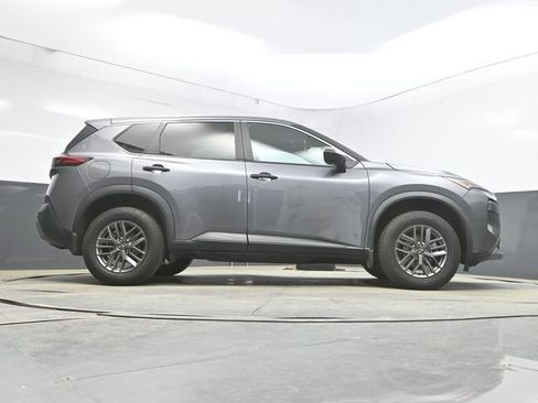 Used 2023 Nissan Rogue S AWD/4WD image 37