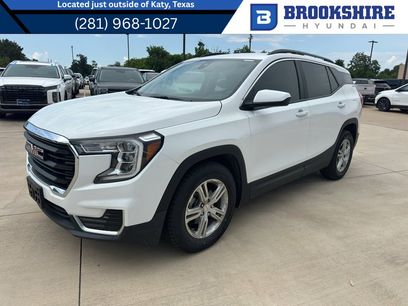 Used 2022 GMC Terrain SLE w/ Driver Convenience Package