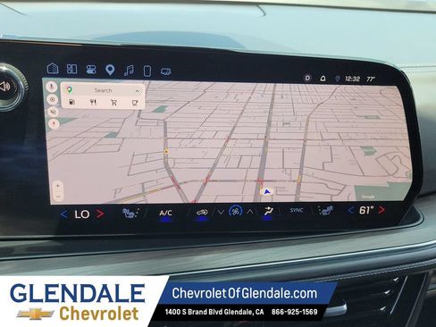 Used 2025 Chevrolet Suburban Z71 AWD/4WD image 28