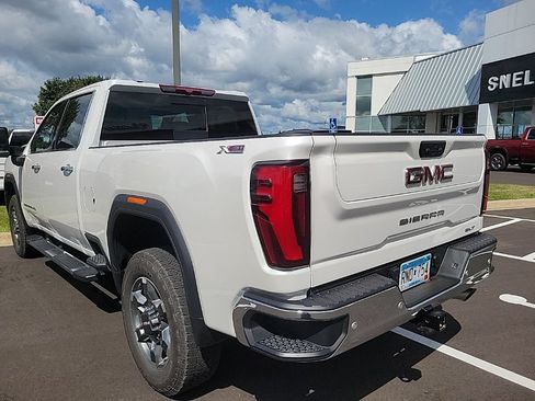 Used 2025 GMC Sierra 2500 SLT w/ SLT Premium Package AWD/4WD image 3