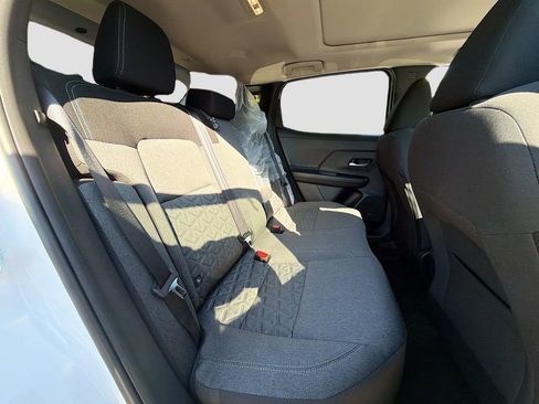 New 2026 Nissan Kicks SV image 27